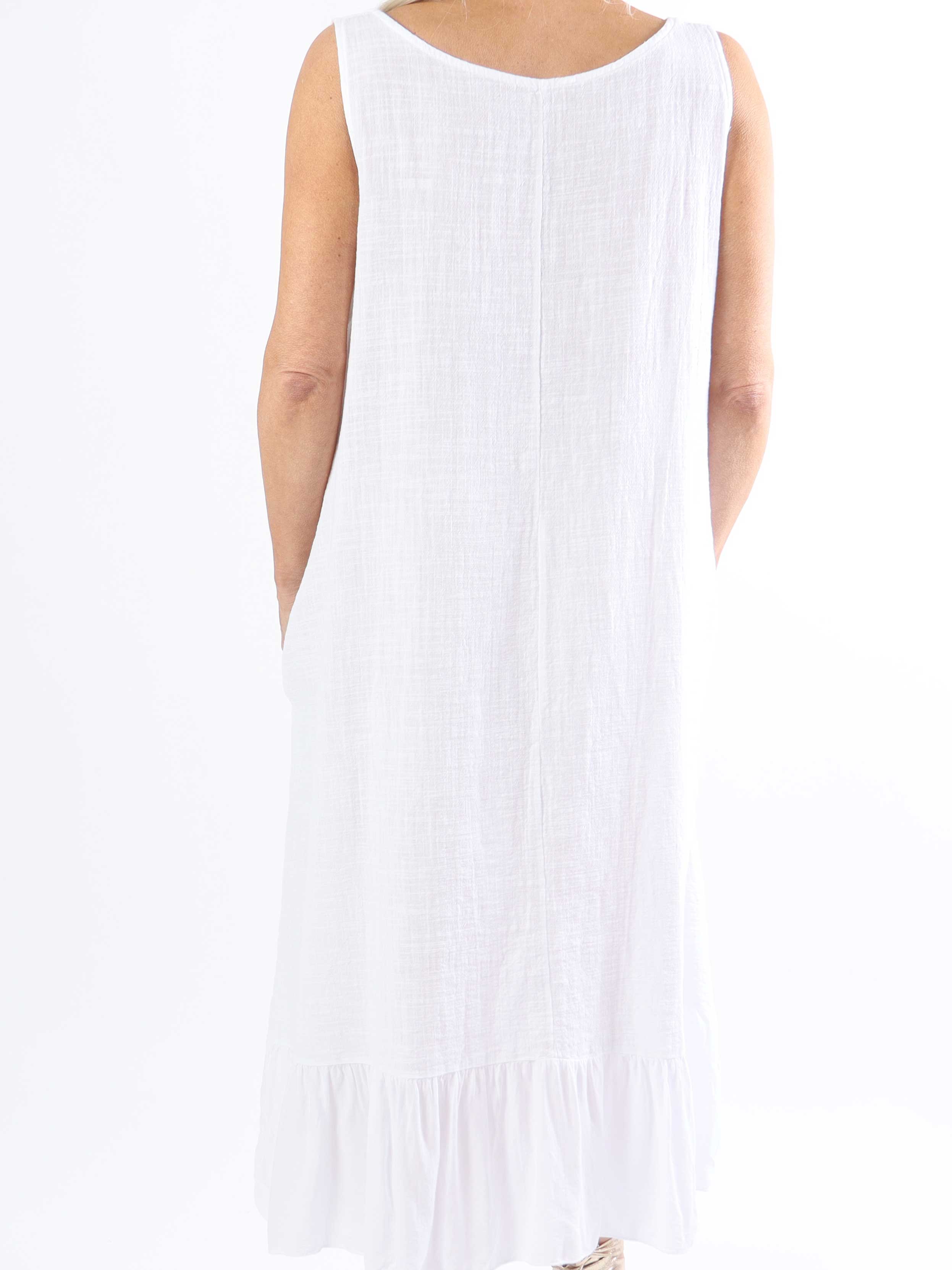 Mille - Plus size sommarklänning i linne med volang